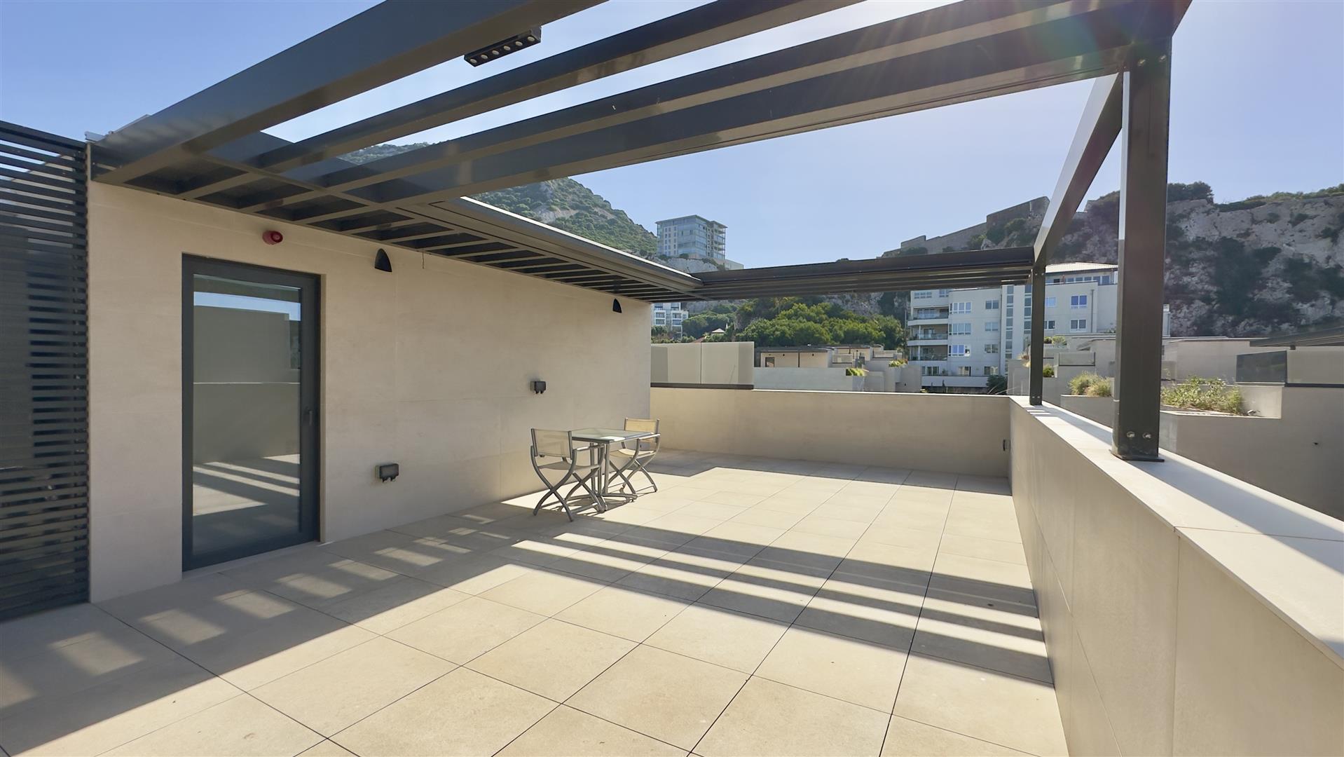  Image of House - 4 Bedrooms - 4 Bathrooms for Sale in North Gorge-Gibraltar, Image 18